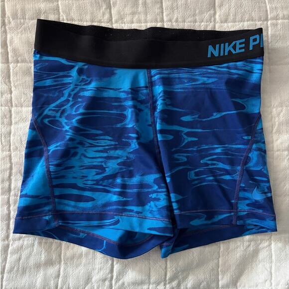 Three Pairs of‎ Nike Dri-Fit Spandex, Funky Blue, Size Medium - Picture 3 of 6